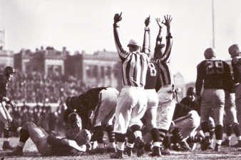 1941 Bears-Packers Playoff Action - 1